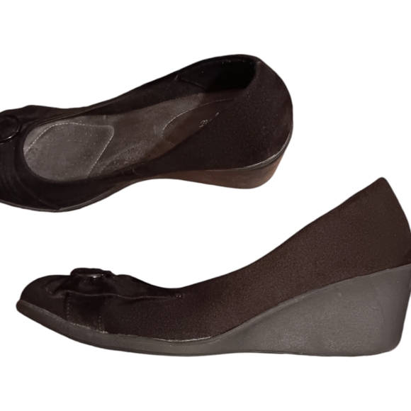 DEXFLEX Comfort Black Faux Suede Wedge Heel Slip On Shoes Size 11 - Picture 5 of 8